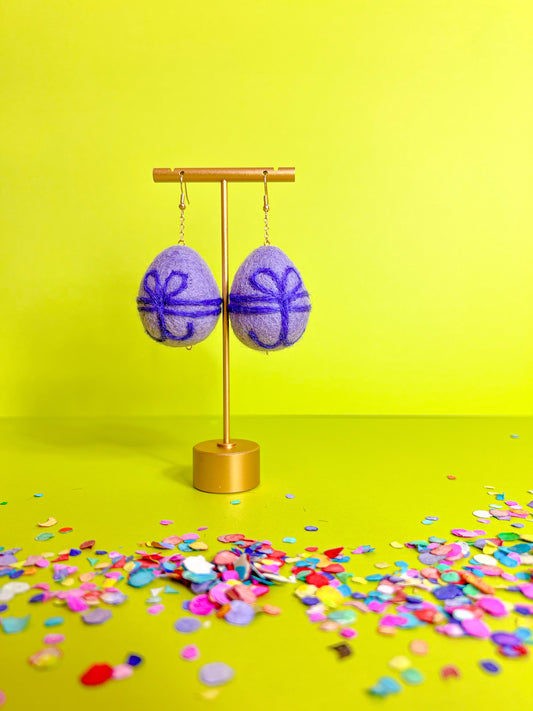 Coquette Easter egg