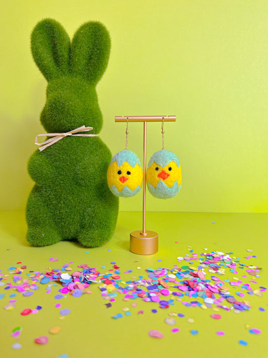 Single Easter chicks